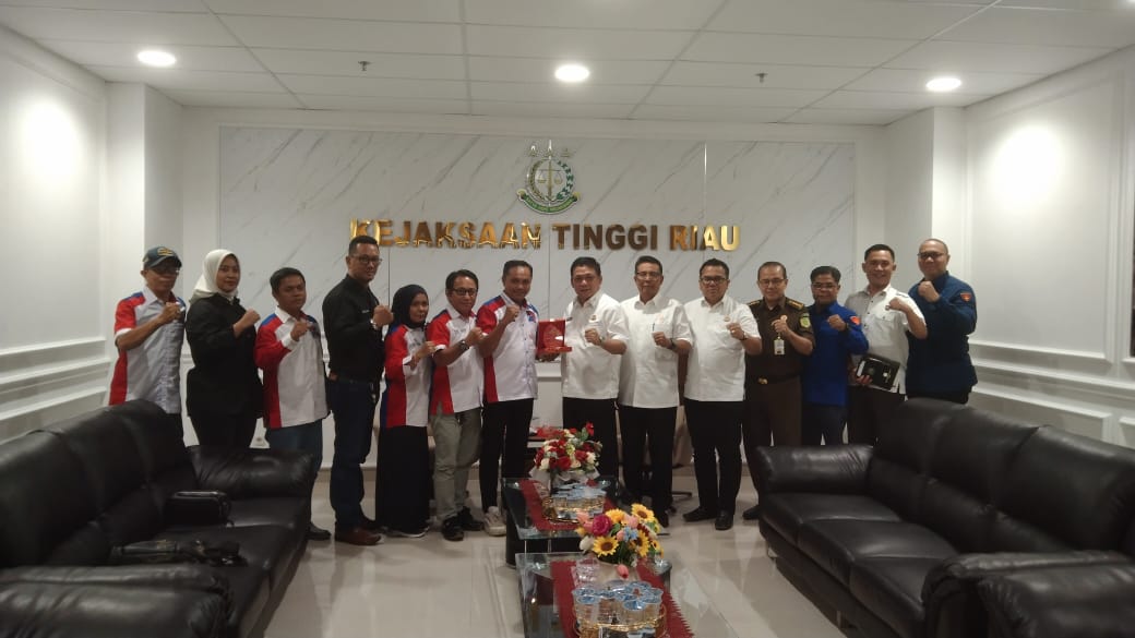 PWMOI Riau dan Kejati Riau Perkuat Sinergi dalam Edukasi Hukum