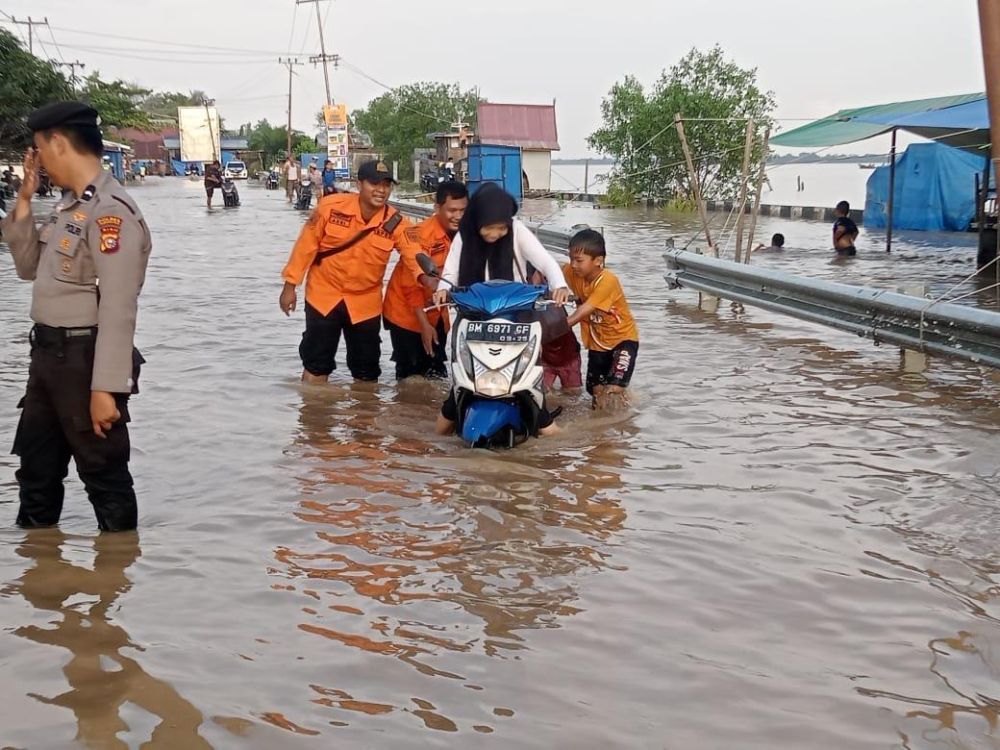 Banjir Rob Kembali Terjadi di Tembilahan