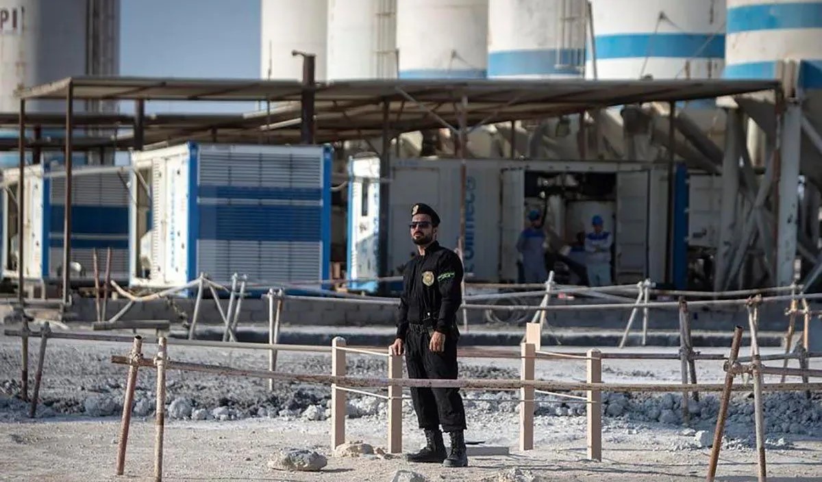 Rosatom Mulai Evakuasi Staf dari Iran