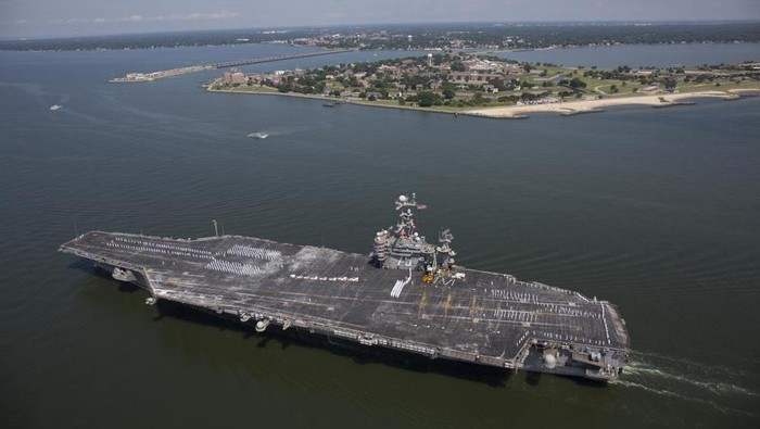 Ketegangan Meningkat, Kapal Induk Ketiga AS Berlayar ke Timur Tengah