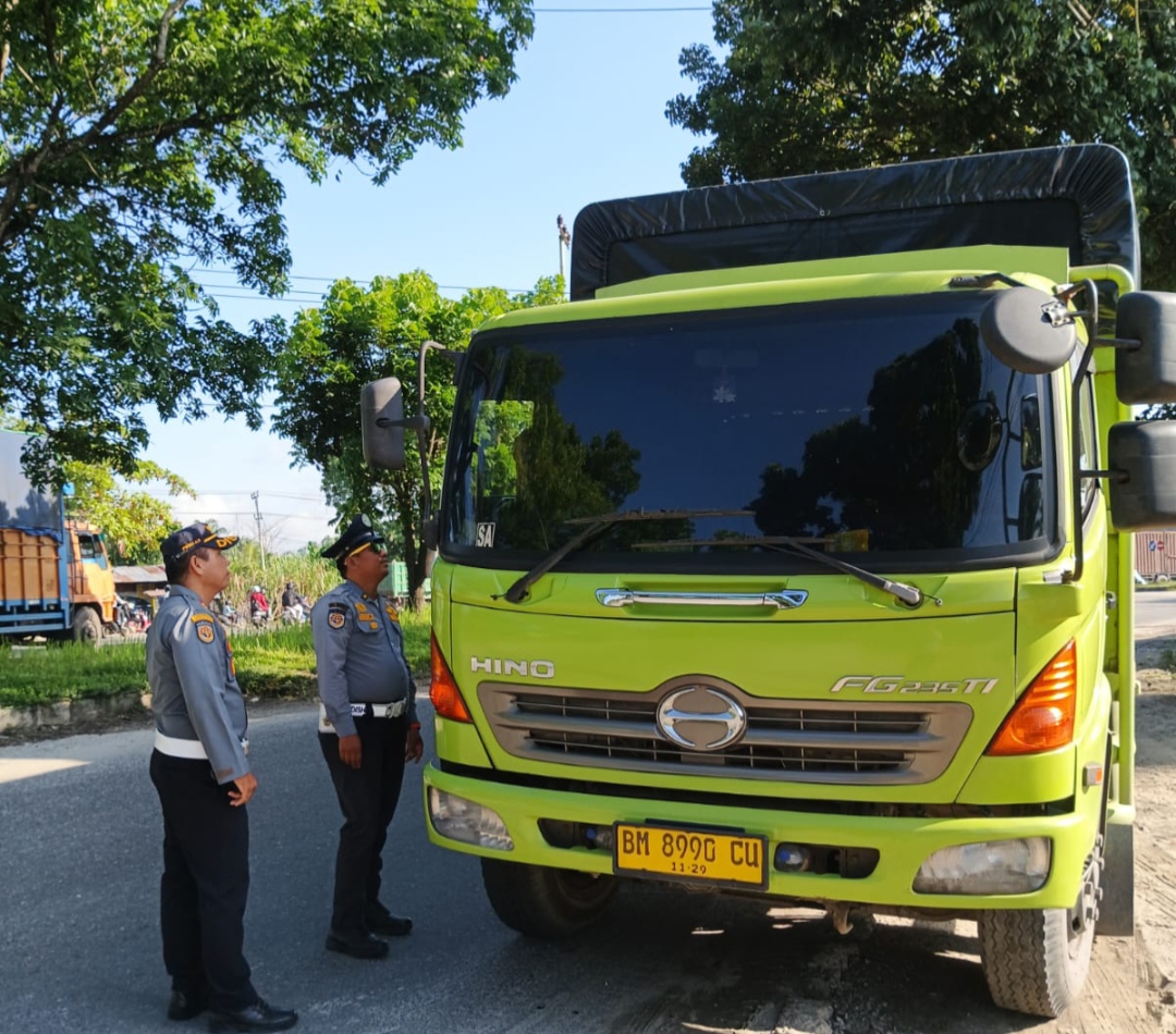 Dishub Pekanbaru Cegah Ratusan Truk ODOL Masuk Kota Setiap Hari