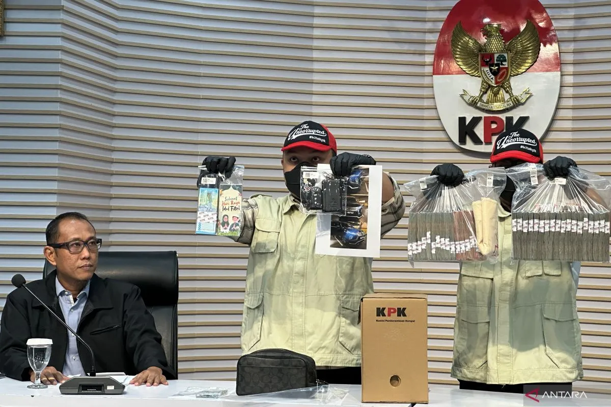 KPK Ungkap Alur Suap BPK: Uang dari Rekanan Papan Tulis Interaktif Muara Enim