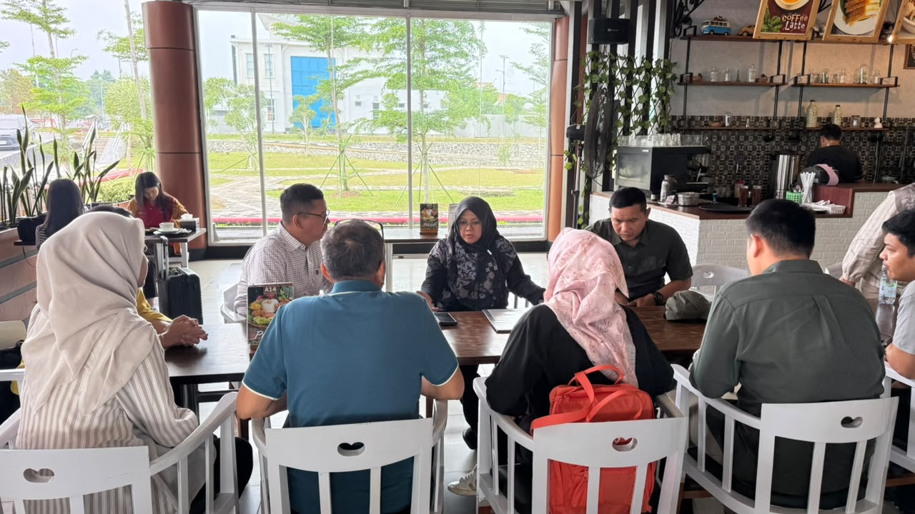 Viral Blusukan Bupati Afni di Wilayah 3T Siak Pancing Atensi Istana: Wapres Gibran Kirim Tim Khusus