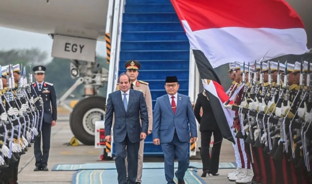 Presiden Mesir Tiba di Jakarta, Dijadwalkan Temui Prabowo di Istana Merdeka Minggu Pagi