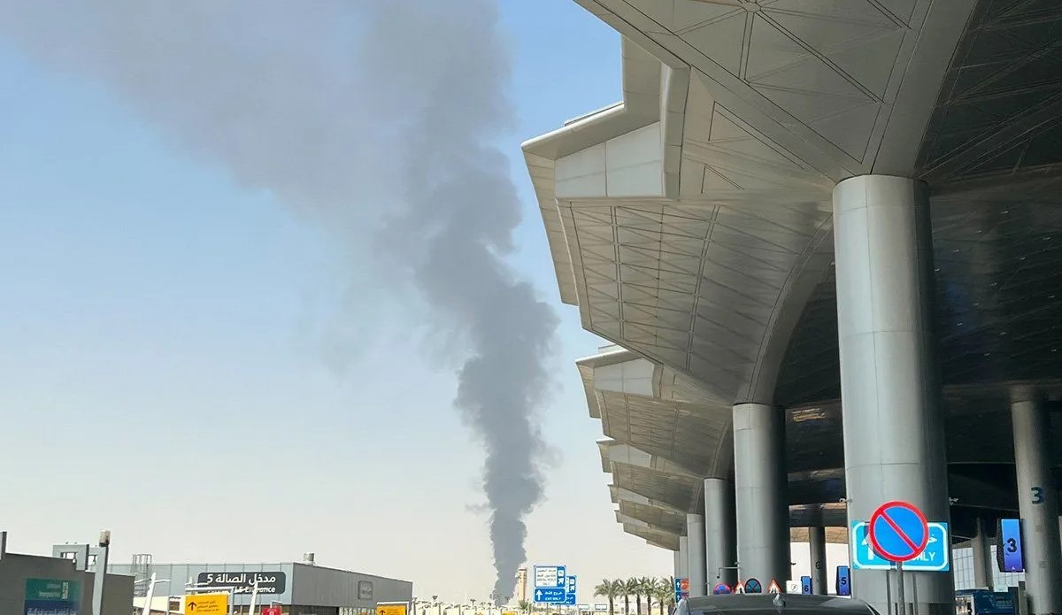 Rudal Houthi Dicegat di Riyadh, Empat Orang Terluka dan Belasan Rumah Rusak